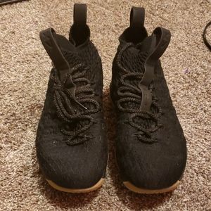 Lebron 15